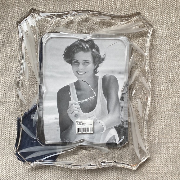 Beautiful, vintage, brand new Mikasa crystal picture frame.  8 X 10” - Picture 2 of 3